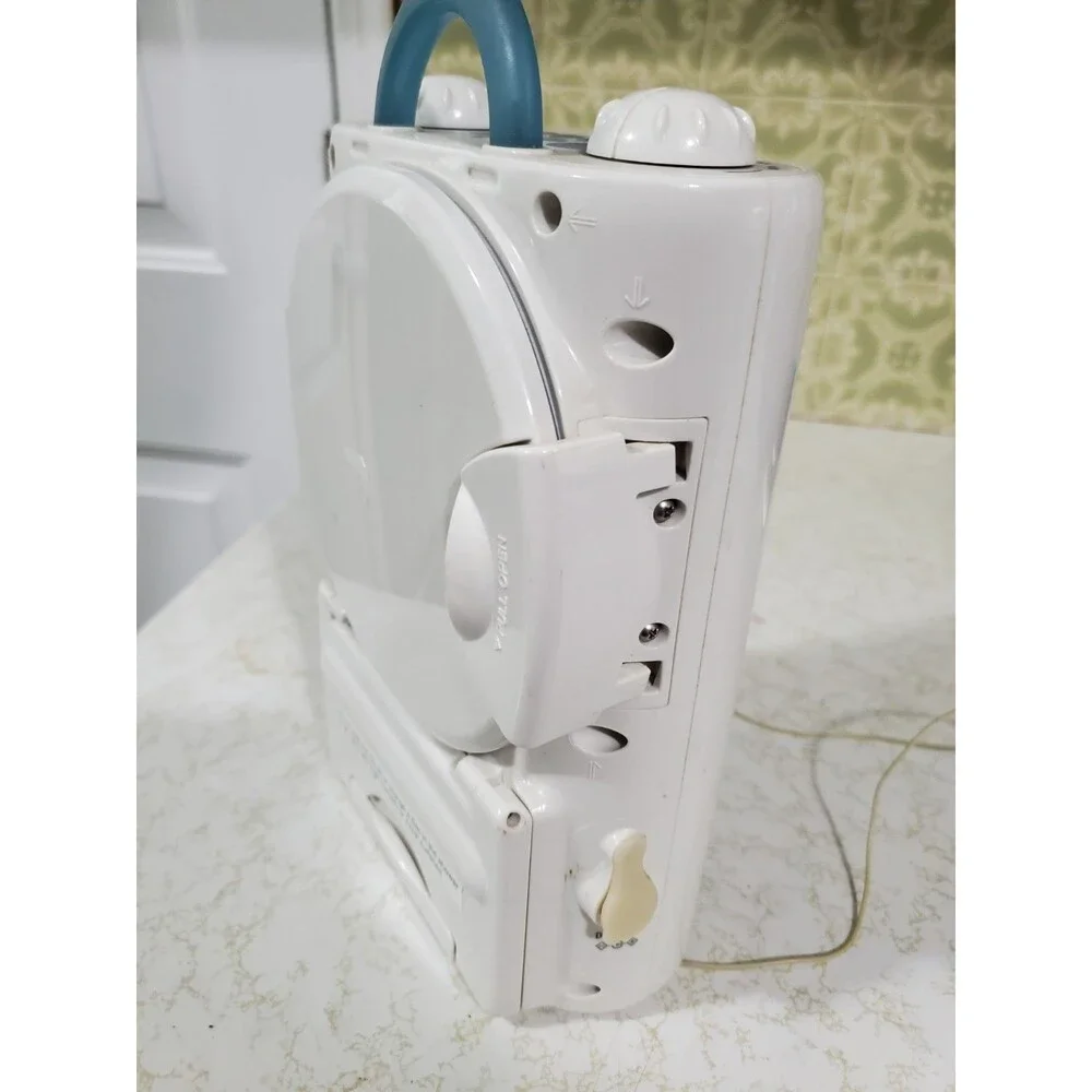 Sony ICF-CD73V Shower AM/FM Radio/CD Player Tested and Working